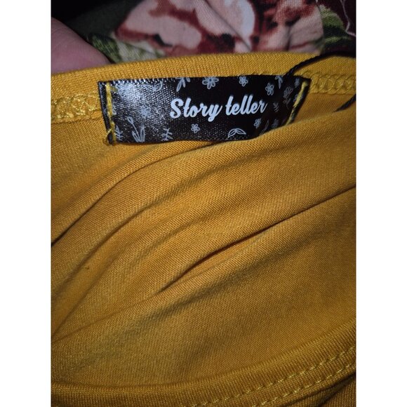 Plus Size Color Block Patchwork Long Sleeve Floral & Honeycomb Top 2X - Picture 5 of 6